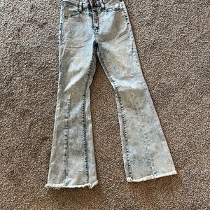 KanCan Light Wash Flare Jeans Size 9/28